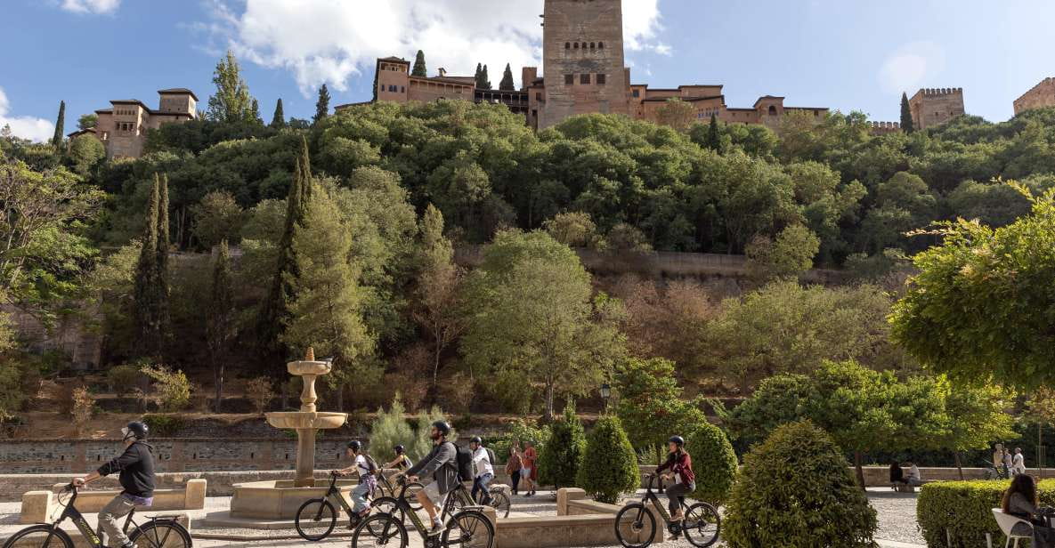 Granada: Albaicin and Sacromonte Electric Bike Tour - Experience the Itinerary