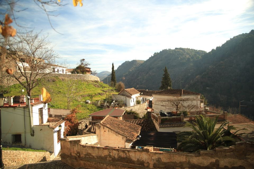 Granada: Albaicin and Sacromonte Electric Bike Tour - Inclusions of the Tour