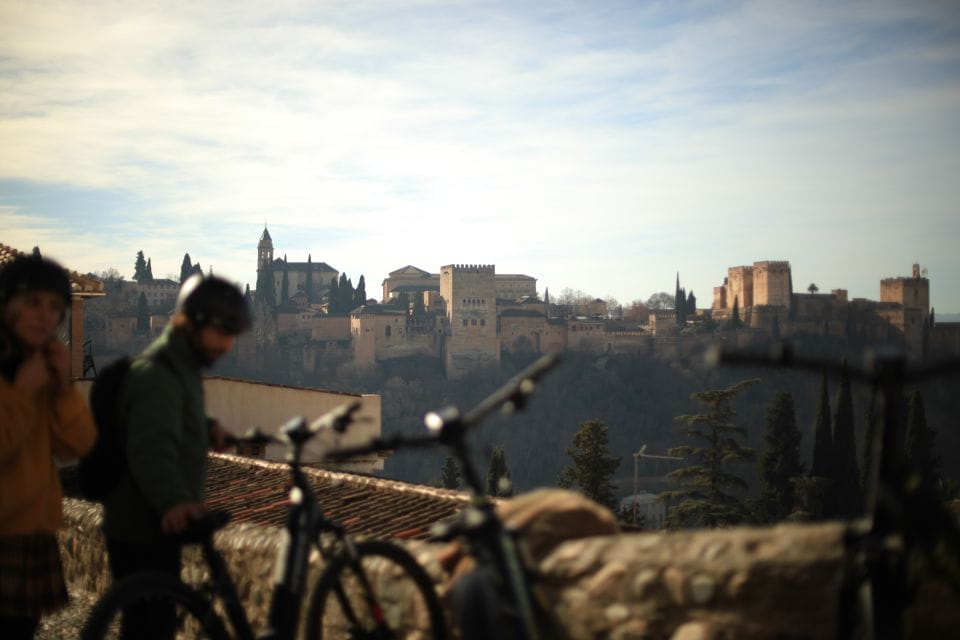 Granada: Albaicin and Sacromonte Electric Bike Tour - Customer Reviews and Ratings