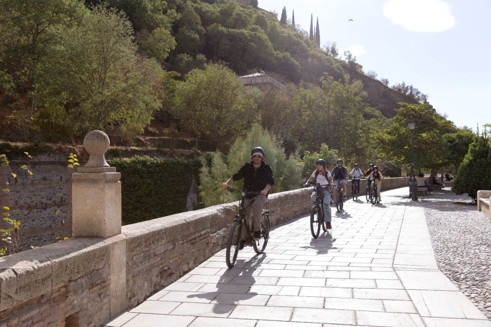 Granada: Albaicin and Sacromonte Electric Bike Tour - Things To Know