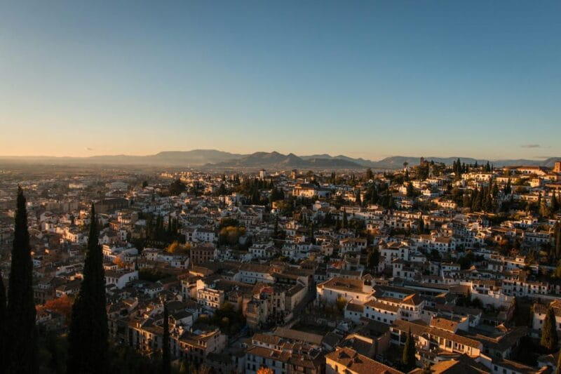 Granada: Albaicín and Sacromonte Guided Private Walking Tour - Practical Details and Logistics