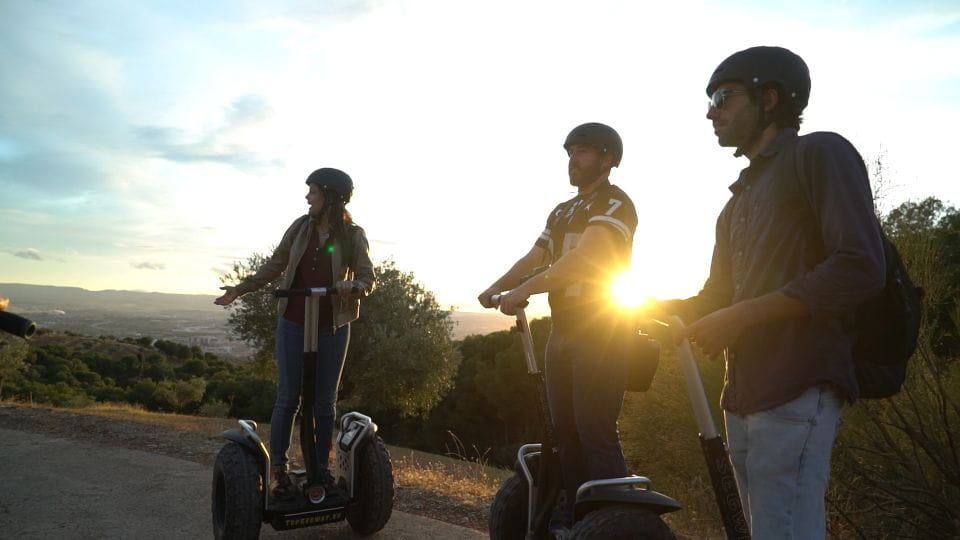 Granada: Albaicin and Sacromonte Segway Tour - Booking and Cancellation