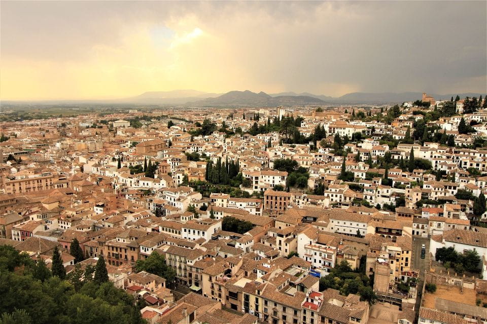 Granada: Albaicín, Sacromonte & Museum of Caves Walking Tour - Things To Know