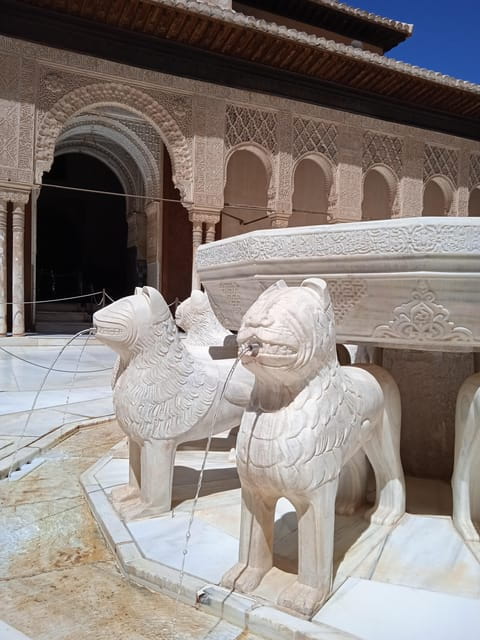 Granada: Alhambra, Alcazaba, and Nasrid Palaces Tour - Customer Reviews