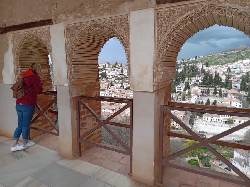 Granada: Alhambra, Alcazaba, and Nasrid Palaces Tour - Things To Know