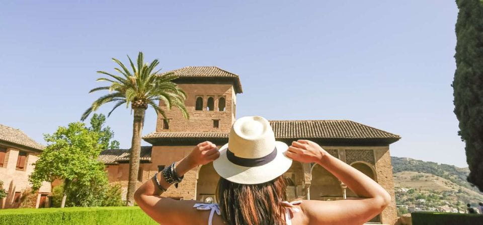 Granada Alhambra and Generalife Gardens Experience Tour - Participant Age Requirements