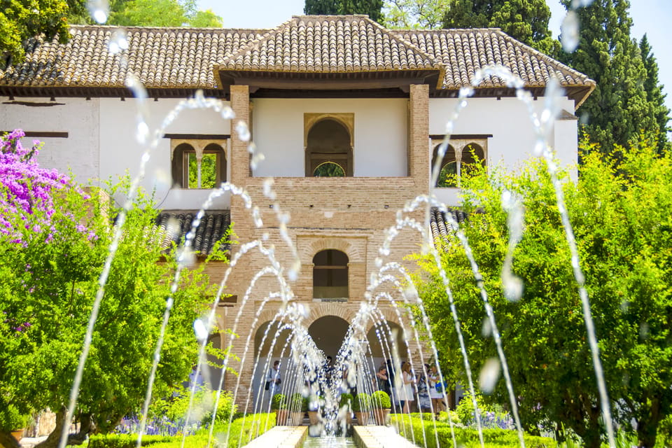 Granada: Alhambra Gardens and Generalife Ticket - Booking Process and Requirements