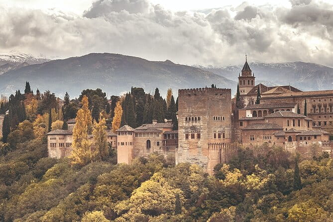 Granada: Alhambra tickets and other attractions - Who Will Love This Tour?