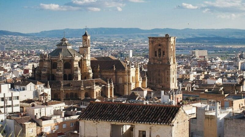 Granada: Cathedral and Royal Chapel Private tour with ticket - Key points / Takeaways