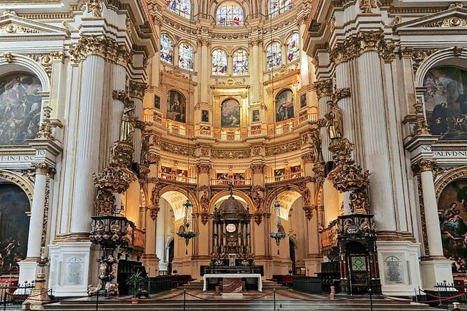 Granada: Cathedral and Royal Chapel Private tour with tickets - Price and Logistics: Is It Value for Money?