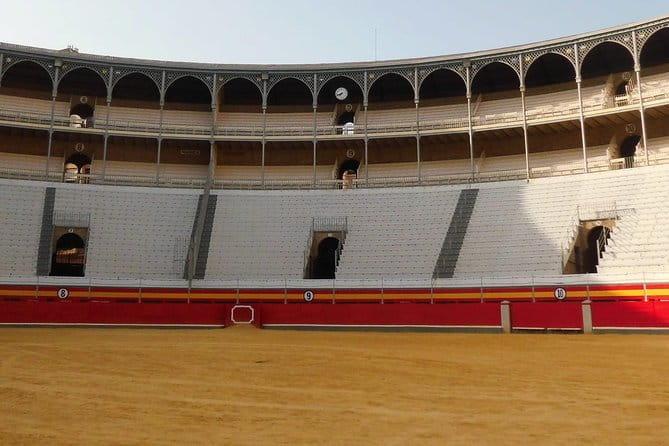 Granada City Tour Hop-On Hop-Off Train - Exploring Granada with the Hop-On Hop-Off Train