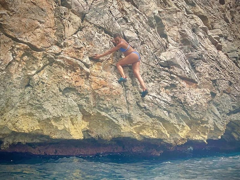 Granada: Deep Water Soloing in Calahonda Pier - Price and Value