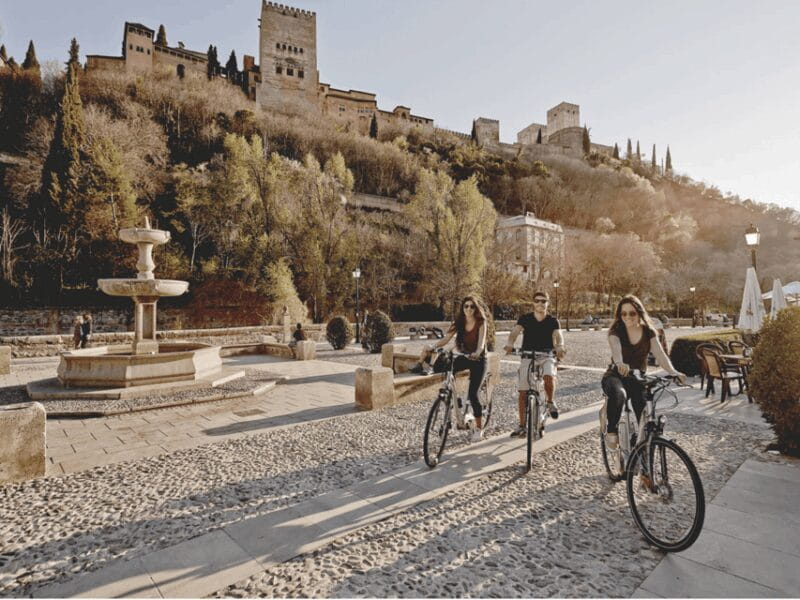 Granada: Electric Bike Tour of Albayzin and Sacromonte - Why This Electric Bike Tour Is a Great Choice