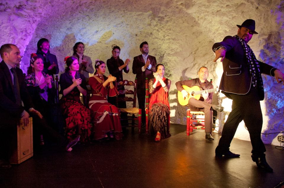Granada: Flamenco Show at the Flamenco Temple With Drink - Templo Del Flamenco Atmosphere