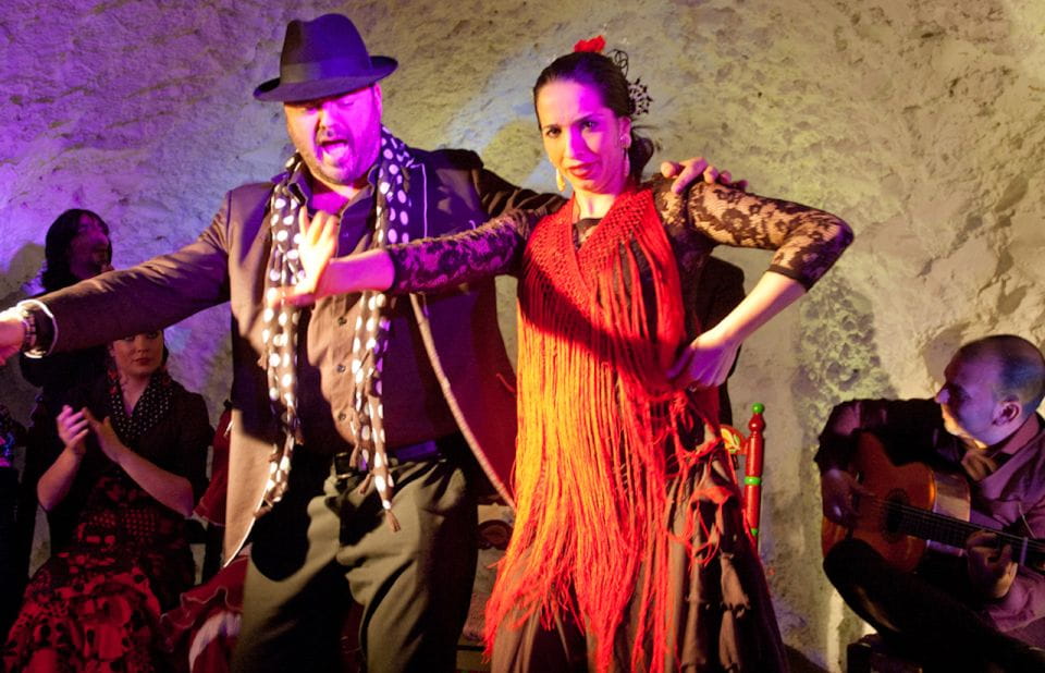 Granada: Flamenco Show at the Flamenco Temple With Drink - Upgrade With Mediterranean Meal