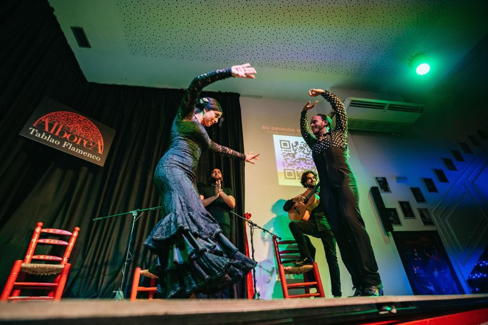 Granada: Flamenco Show in La Alboreá - Things To Know