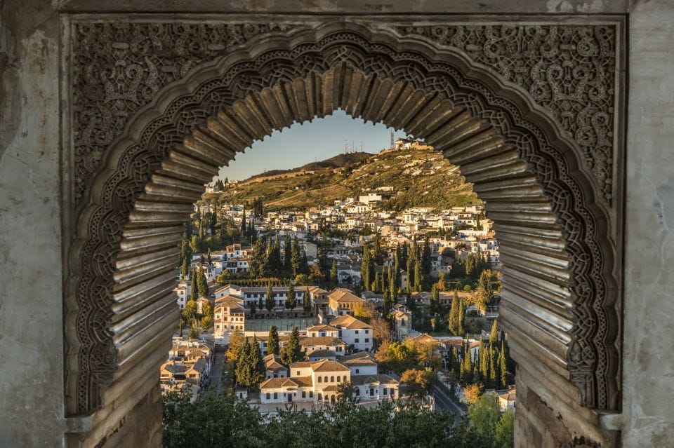 Granada Full Day: Alhambra General, Albayzin and Sacromonte - Itinerary and Highlights
