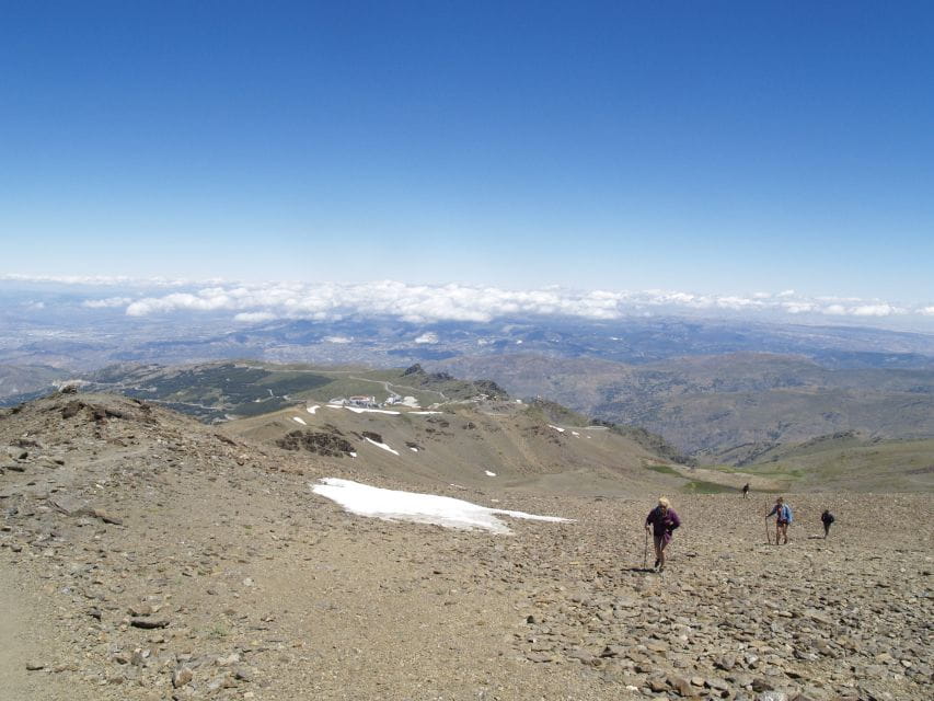 Granada: High Sierra Nevada Hiking Tour - Group Size and Languages