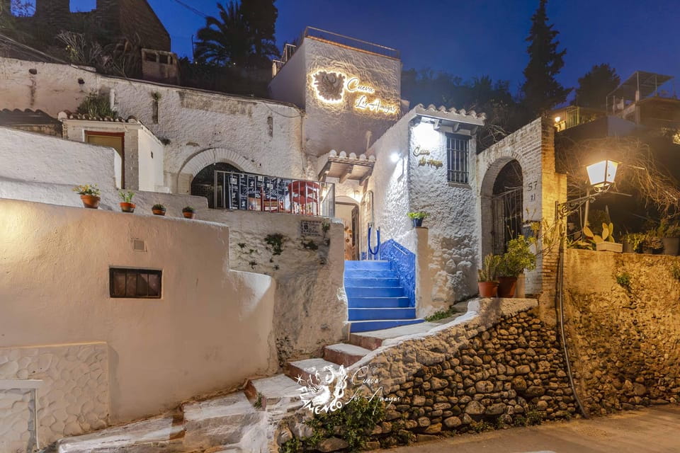 Granada: Los Amayas Cave Flamenco Show Ticket - Key Points