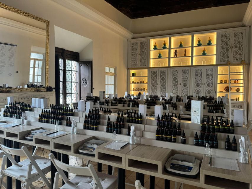 Granada: Perfume Workshop - Base Formula Options