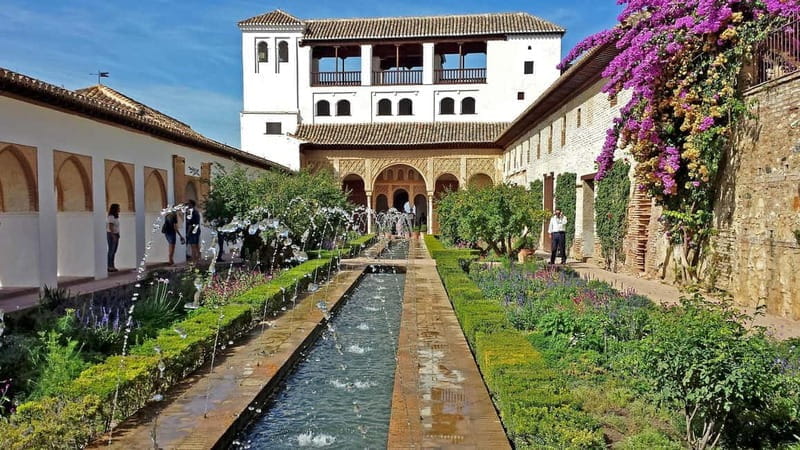 Granada private guided city tour - Key points / Takeaways