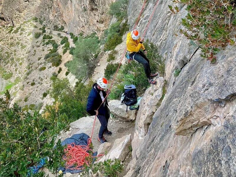 Granada: Rock climbing top-rope Placas Negras - Why This Climbing Experience Is Worth Considering
