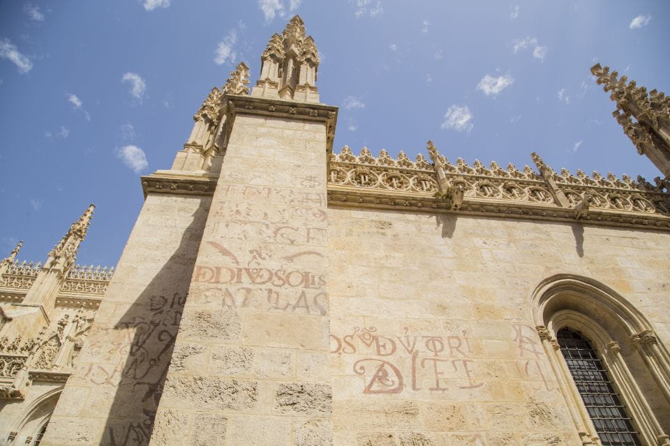 Granada: Royal Chapel and Historical Center Walking Tour - Royal Chapel Insights