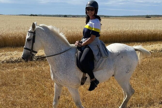 Granada & Sierra Nevada Horse Riding Tour - Transportation and Practicalities