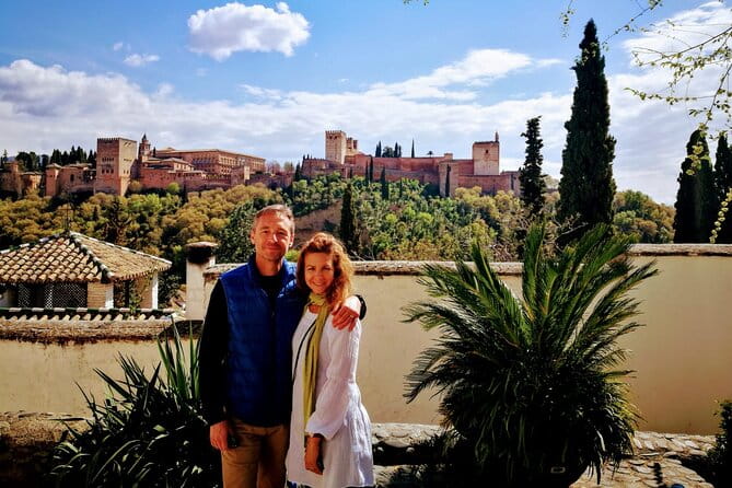 Granada Tapas Trail & Gypsy Flamenco Show - Safety and Comfort