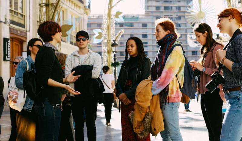 Granada: Traditional Tapas and Wine Tour - A Taste of Granada: Traditional Tapas and Wine Tour