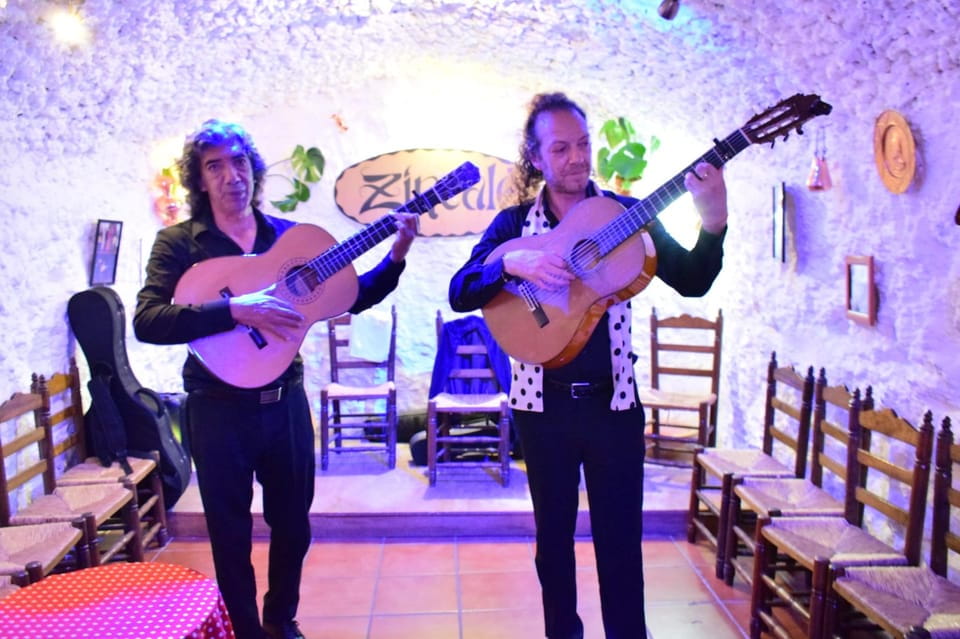 Granada: ZINCALÉ Flamenco Show in Sacromonte Caves - Things To Know