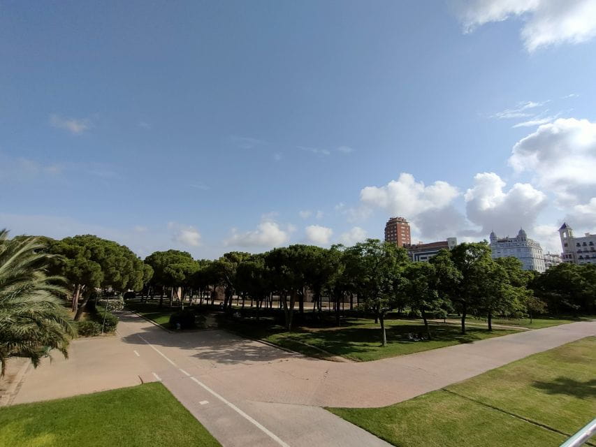 Grand City Bike Tour of Valencia - Key Points