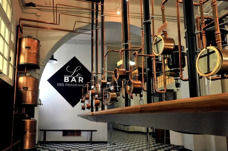 Grasse: Perfume Workshop - A Brief Look at the Grasse Perfume Workshop Experience