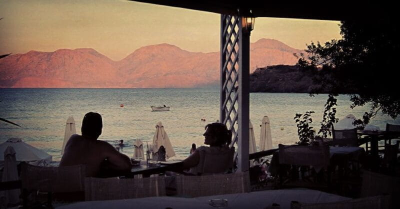 Greek food tasting experience - The Cozy Seaside Atmosphere: Setting the Scene