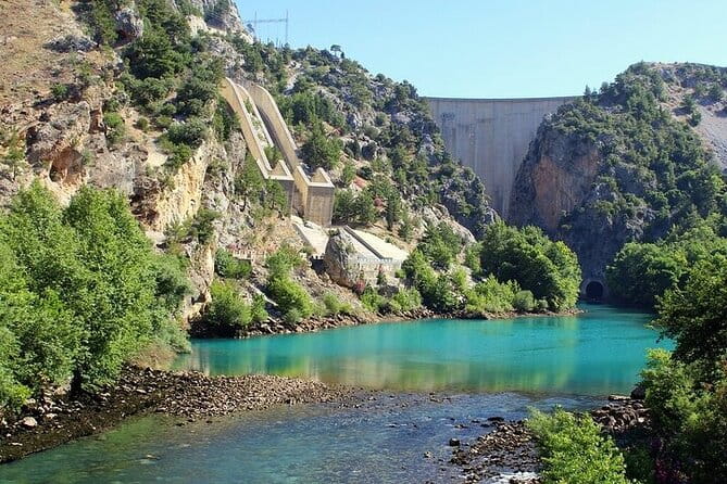 Green Canyon Combo Mix Tour by cabrio bus - Entering the Taurus Hills and Green Canyon