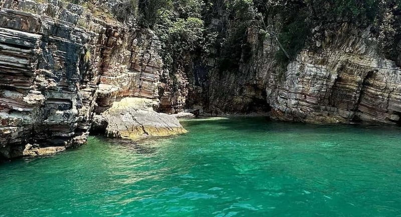 Group Boat Tour From Saranda to Krorez.Free Drink & Umbrella - FAQ