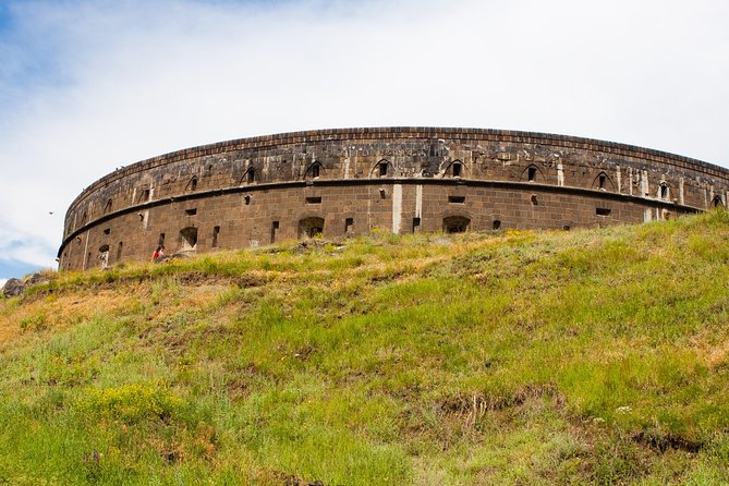 Group Tour: Gyumri (Urban Life Museum, Black Fortress, Old Town), Harichavank - Tour Duration