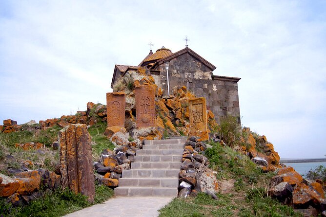 Group Tour: Lake Sevan, Hayravank, Noratus, Jermuk, Winery - Additional Info