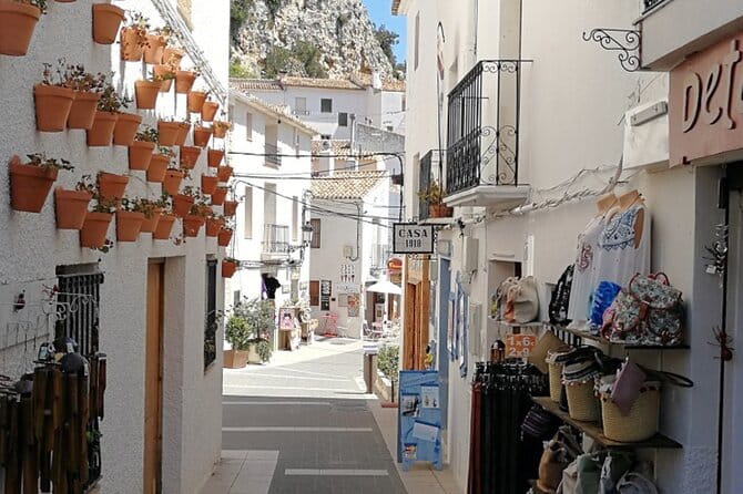 Guadalest and Algar Waterfalls Tour from Denia - Price and Value