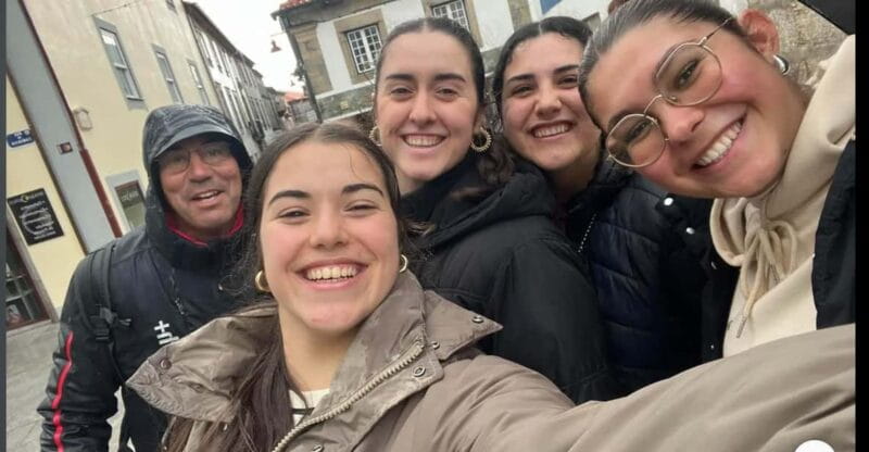 Guarda Secrets: Street Art & Hidden Histories - Free Tour - Entering Guarda: An Artistic Introduction