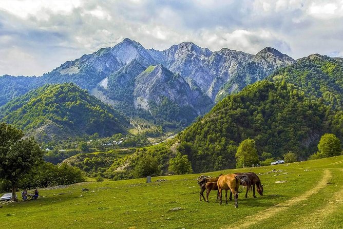 Guba & Khinalug All Inclusive Group Tour - Confirmation and Accessibility