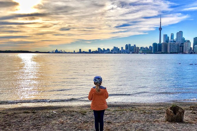 Guided Bicycle Tour - Toronto Waterfront, Island and Distillery - Meeting and Pickup