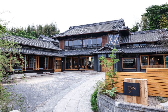 Guided Brewing and Tour Workshop Local Lunch - Accessibility