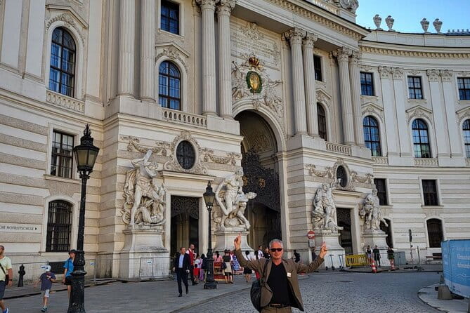 Guided city tour in Vienna: the emergence of a cosmopolitan city - Why This Tour Stands Out