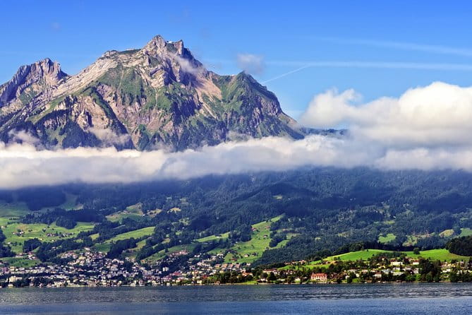 Guided Daytrip to Mount Pilatus and Lucerne from Zurich - Entering the Scenic Swiss Landscape