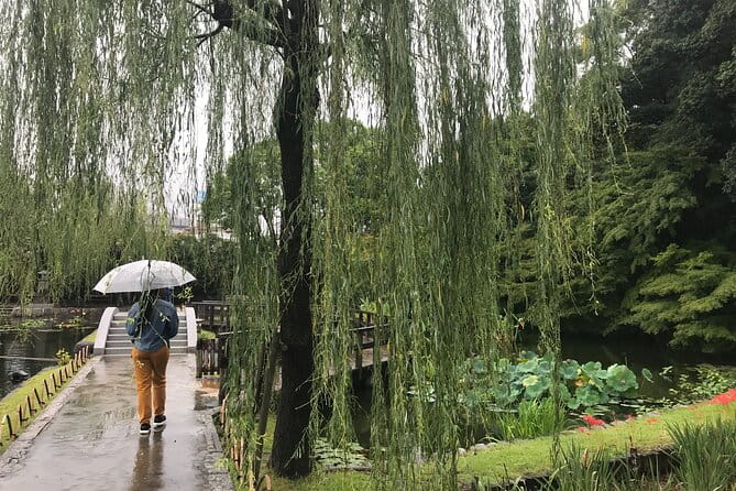 Guided Half-day Tour(AM) to Nagoya Castle & Tokugawa Museum and Garden - Physical Requirements and Accessibility