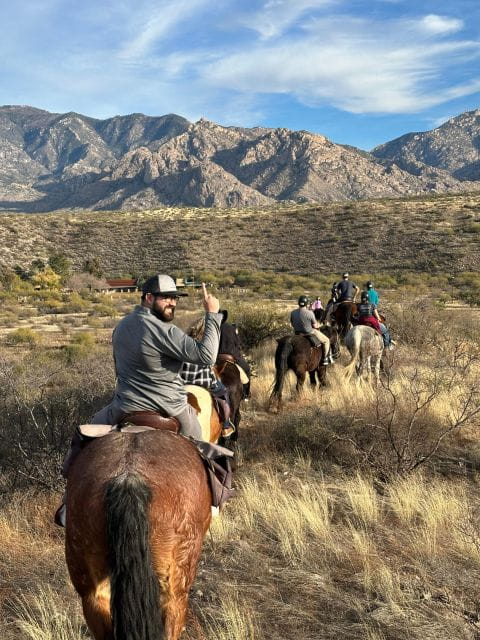 Guided Horseback Ride: One Hour - Language and Cancellation