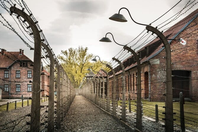 Guided Private Tour to Auschwitz Birkenau & Krakow from Wroclaw - Why This Tour Works for You