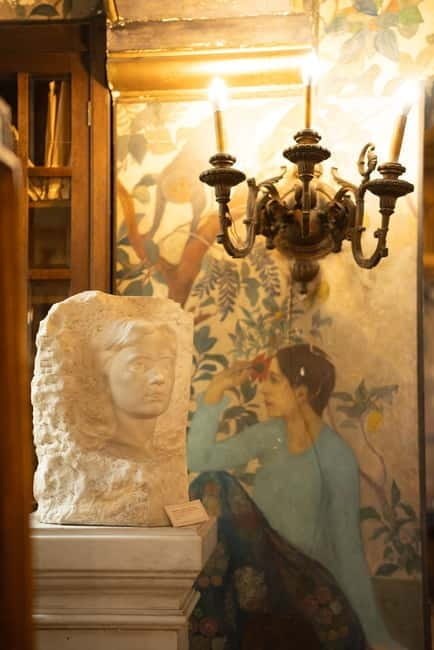 Guided Tour at Museum Frederic and Cecilia Cutescu Storck - Who Should Consider This Tour?