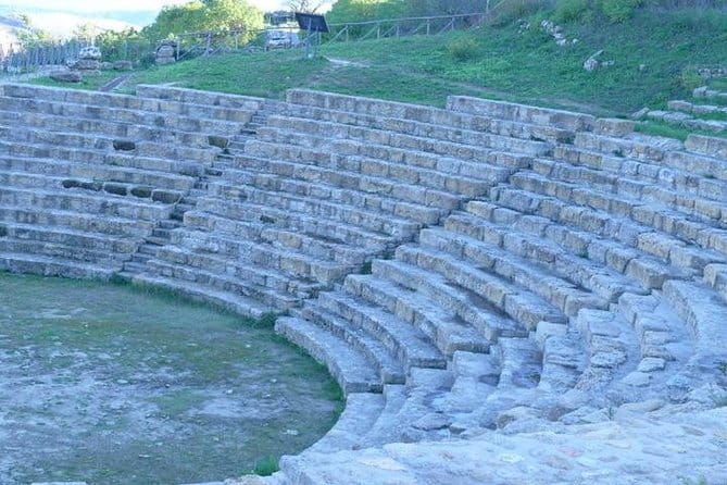 Guided Tour in Morgantina. Visit Morgantina. - Who This Tour Is Perfect For